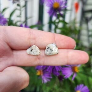 NEW Artisan Howlite Trapezoid Stud Earrings White Silver Handmade Gemstone